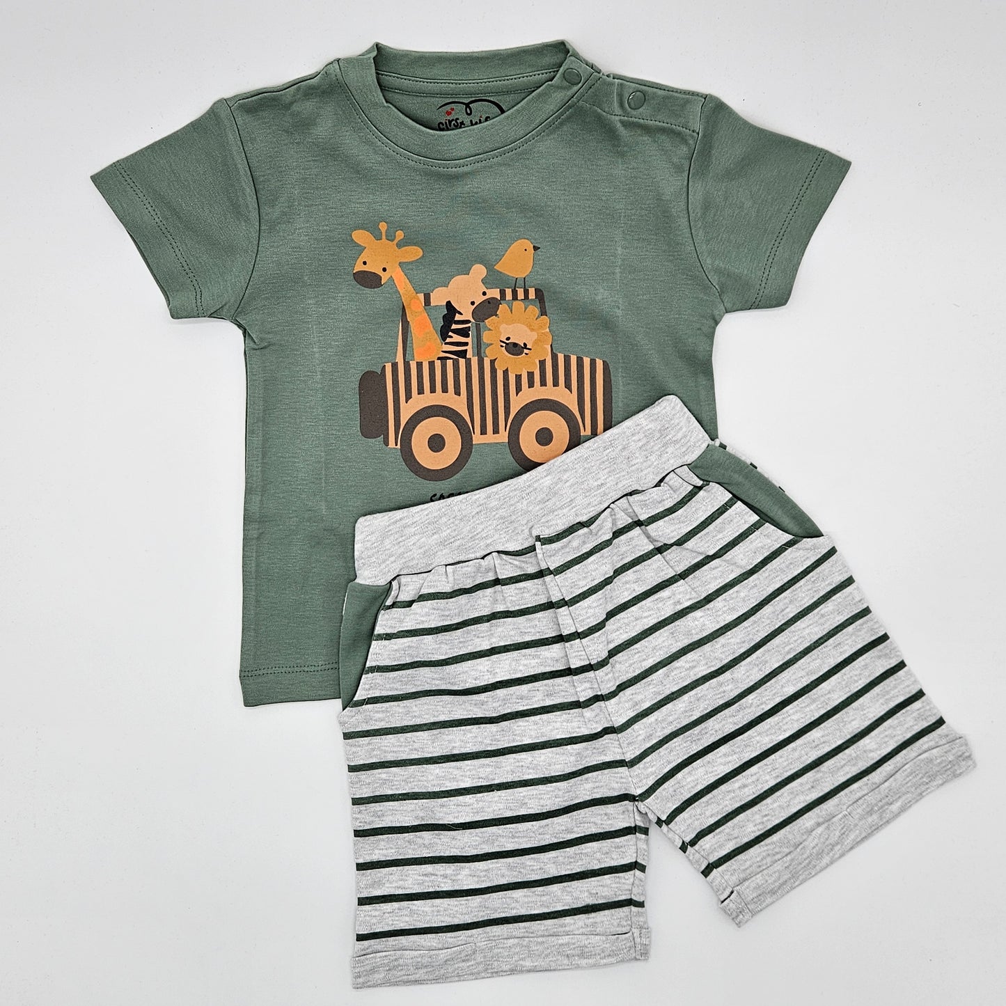 Green kids wear boche firstkiss