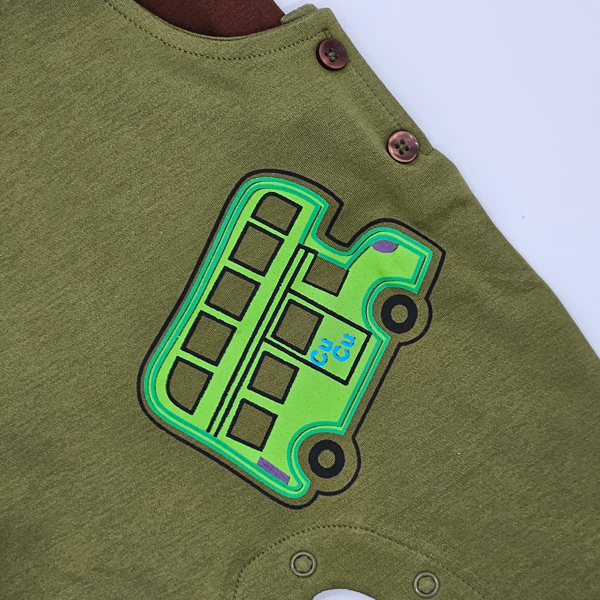 Green kids wear boche firstkiss