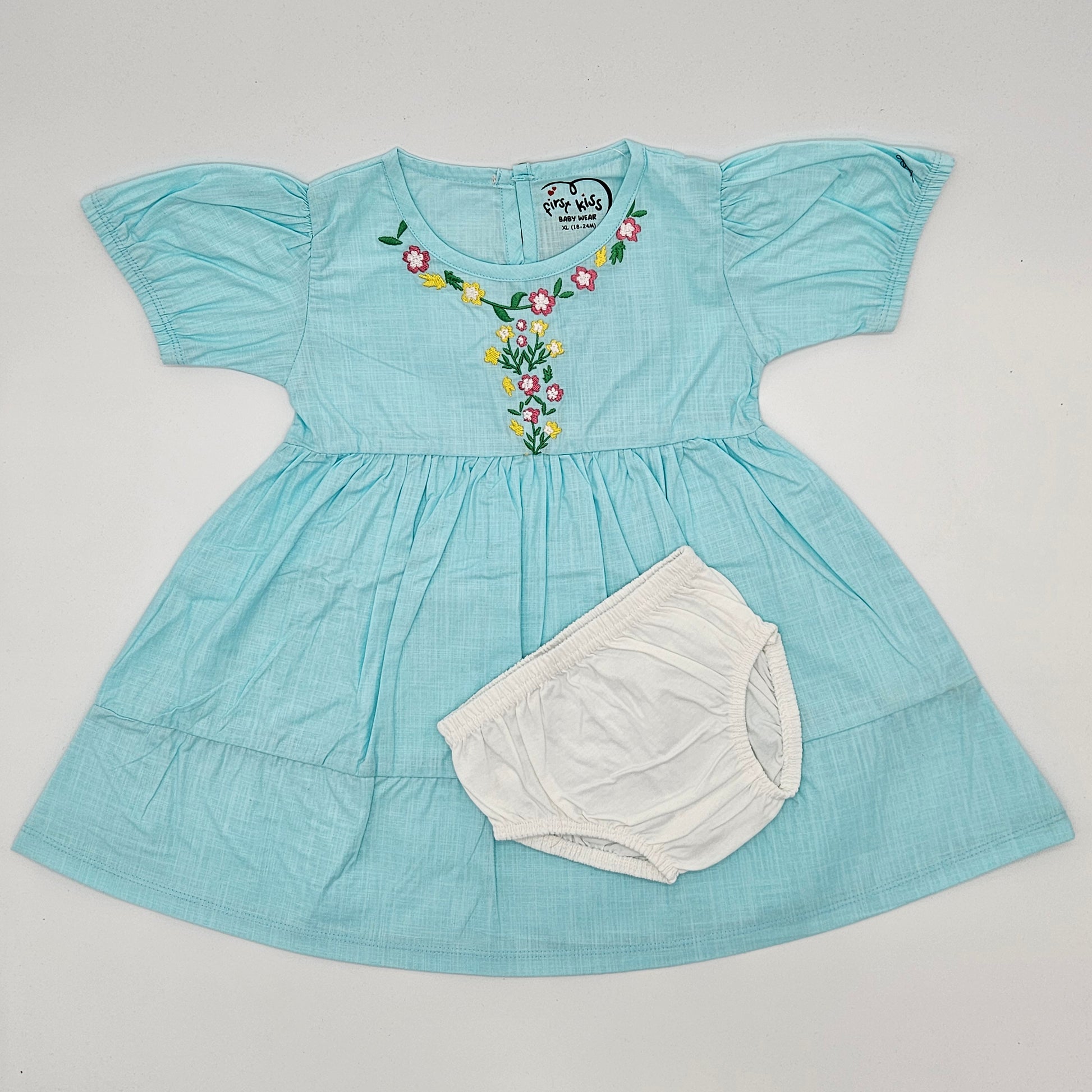 Blue kids wear boche firstkiss